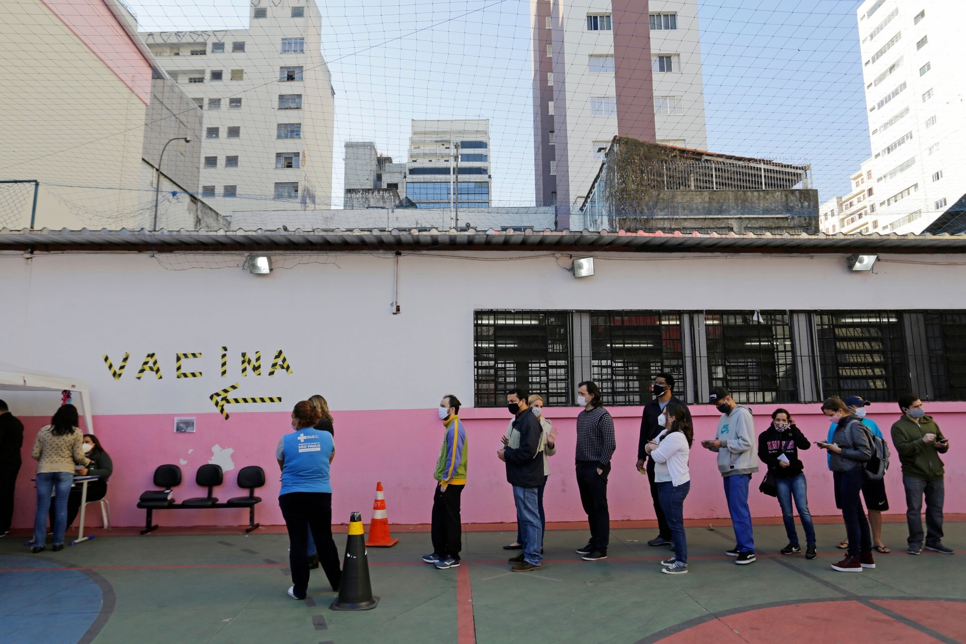 Brazilian Vaccination Line