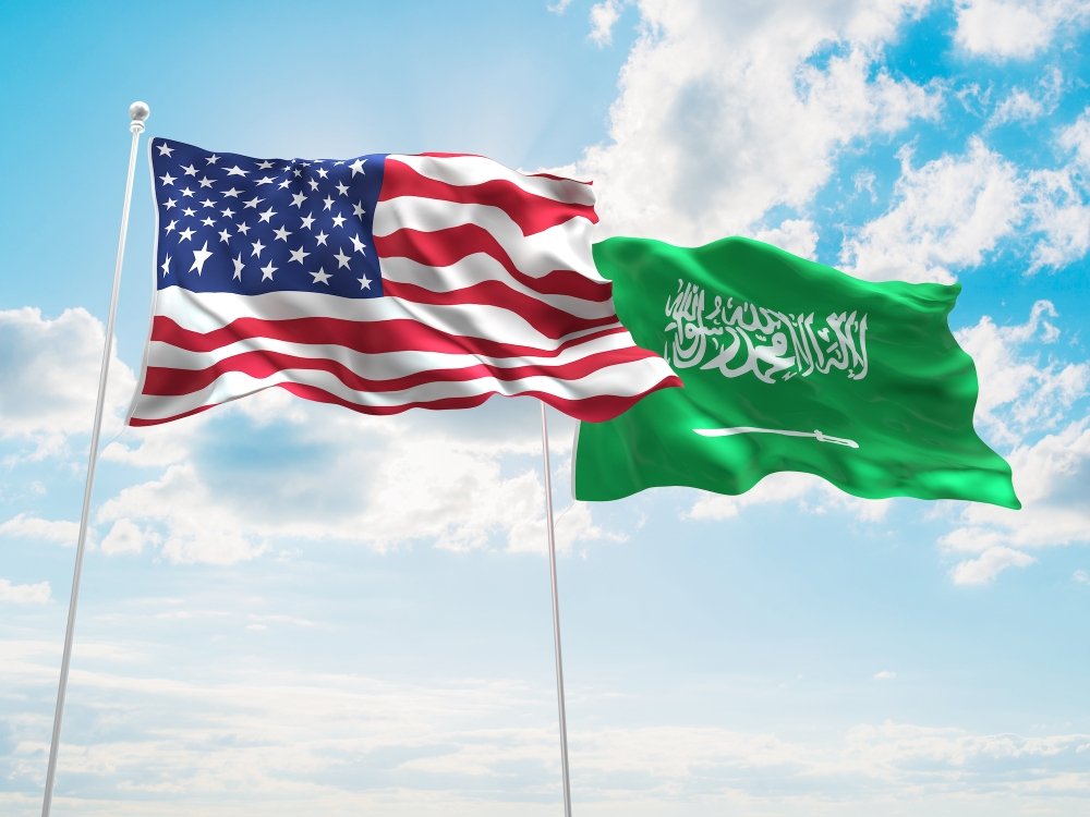 US Saudi flags